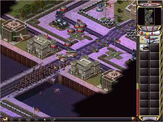 Command & Conquer: Red Alert 2 - screen - 2000-12-16 - 219