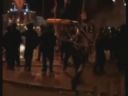 Policja niemiecka w akcji. - .:Jj:.
